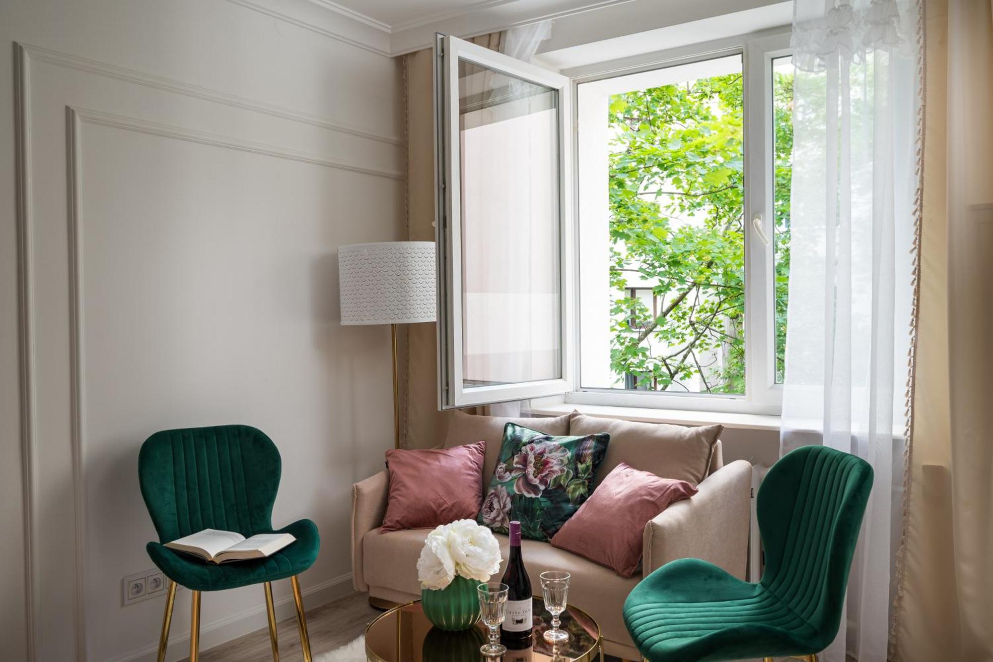 Lovely Downtown At Lively Hoza Street, Discover On Foot Apartamento